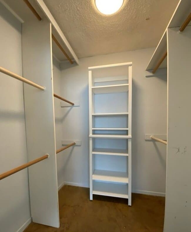 Walk-in closet - 1025 N Kings Rd Condo Unit 106