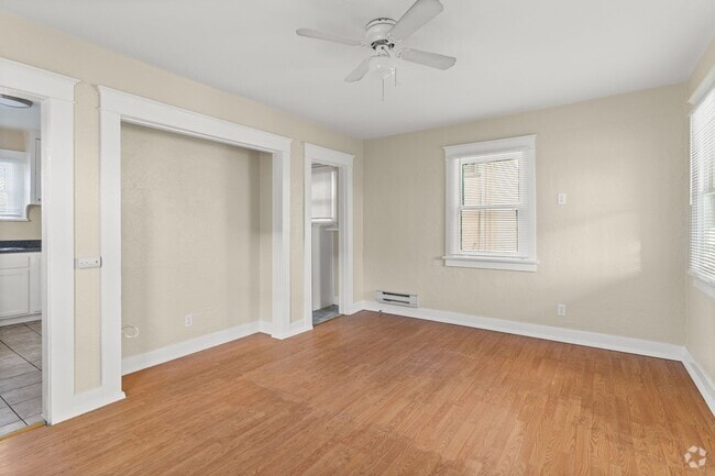 Building Photo - 441 Dawson Ave Rental
