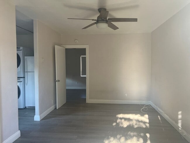 Building Photo - 1917 New Jersey St Unit 1919