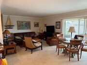 Photo - Spacious 2 BED/ 1.5 BATH in Encino Royal (... House