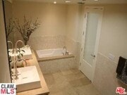 Photo - 1517 S Bentley Ave Condo Unit 201