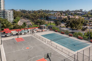 Sport Courts - Vera Cortez Hill Apartments