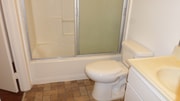 Photo - 5271 Huntington Dr N Apartment Unit 203