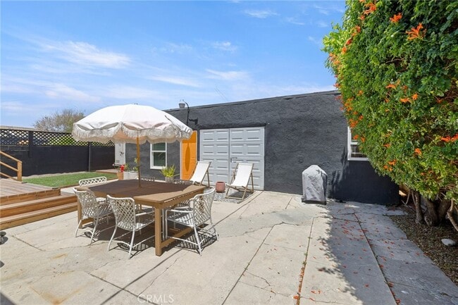 Building Photo - 1583 W 48th St Unit 1583 Rental