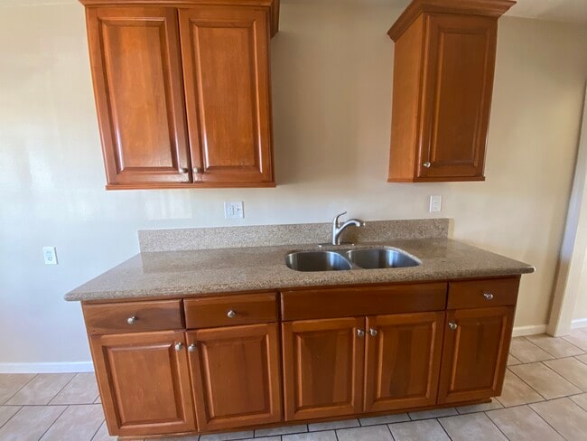 Photo - 11251 S Mariposa Ave Unit 11253