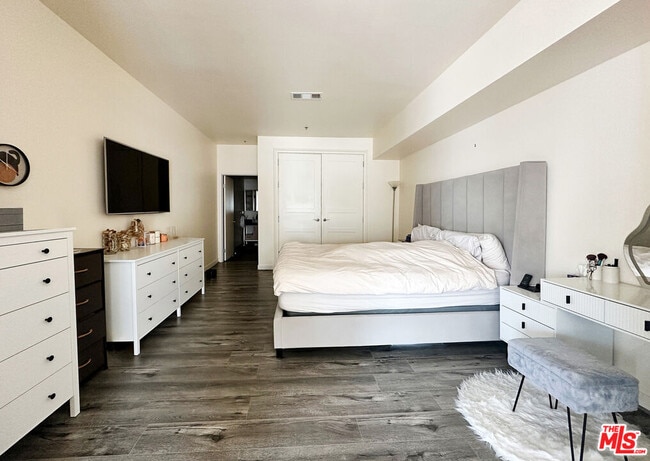 Photo - 1234 Wilshire Blvd Unit 521