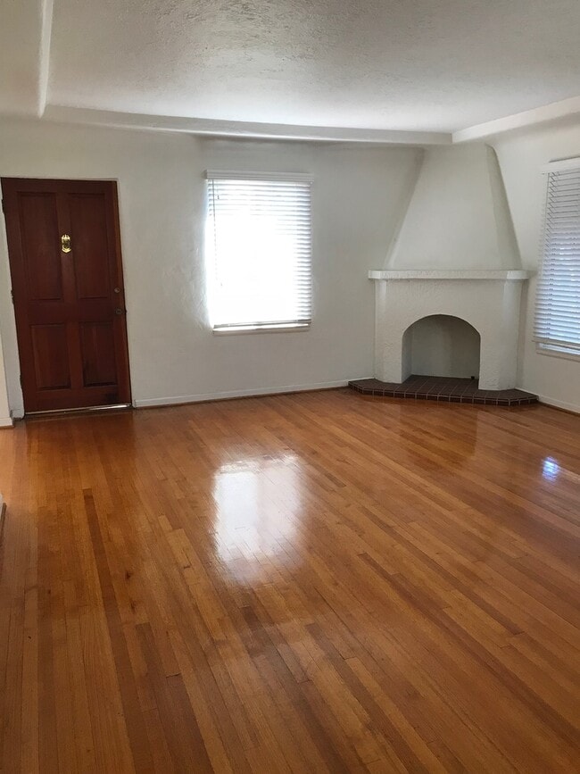 Photo - 156 Unit 156 1/2