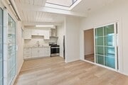 Photo - Catalina Apartments Unit B
