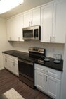 Kitchen - Beverly Almont Apartments