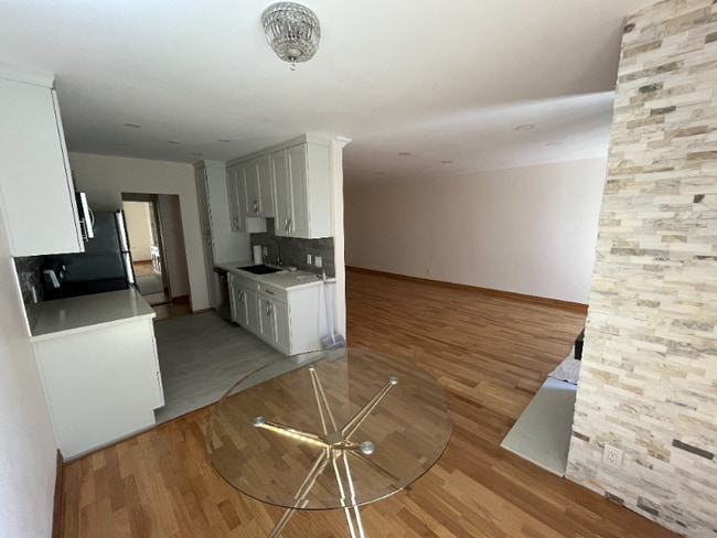 Building Photo - 1750 Camino Palmero St