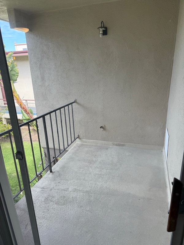 Photo - 23125 Samuel St