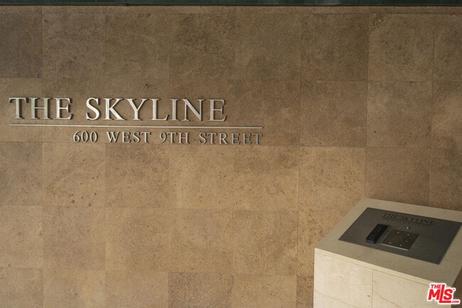 Photo - 600 W 9th St Unit 1509