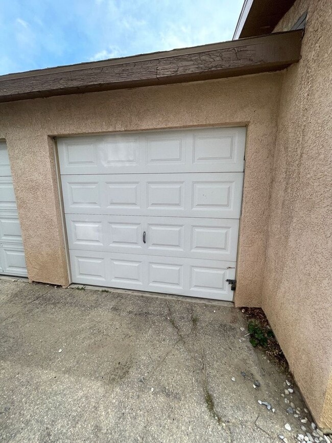 Photo - 15268 Sequoia St Unit #A