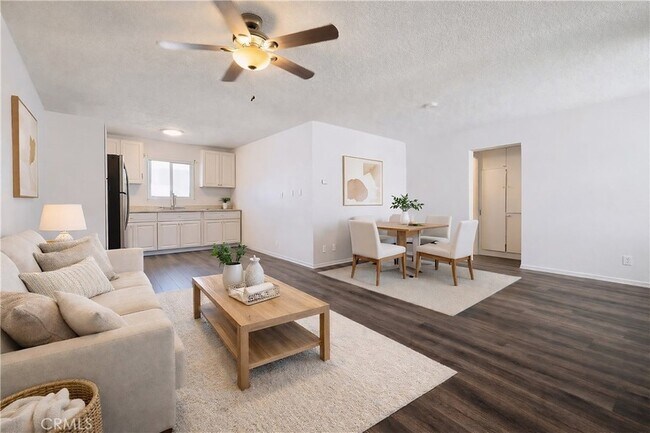 Photo - 685 E Vista Chino Unit 6