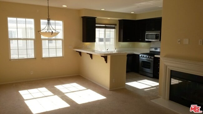 Building Photo - 15225 Kensington Park Dr Rental