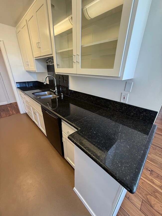 Photo - 11936 Darlington Ave Unit 206