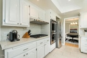 Photo - 1535 Glenmont Dr House