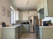 Kitchen - 625 S Berendo St Unit 307