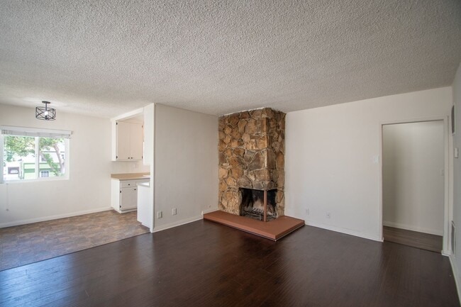 Photo - 11100 Camarillo St Unit 04