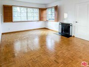 Photo - 5243 Village Green