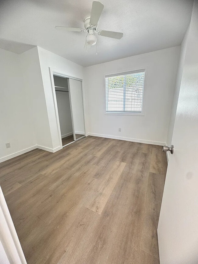 Photo - 1327 E Kingsley Ave