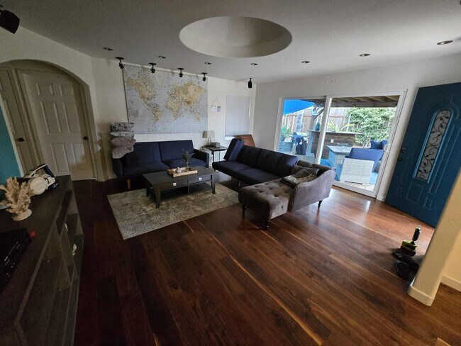 Living Room - 2645 Garnet Ave