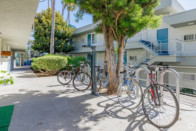 Bike Rack - Aztec Pacific Apartments