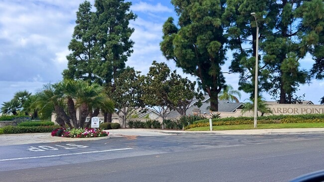 Photo - Upgraded 2 bedroom with bonus room