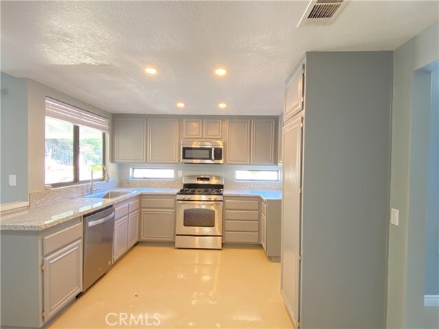 Photo - 964 Summitridge Dr