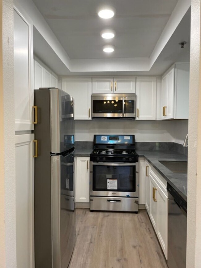 Photo - Fully Remodeled 3 Bed 2 Bath East lake