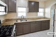 Kitchen - 1234 W 37th Dr House Unit 0