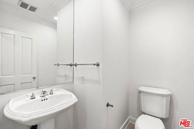 Photo - 1240 N Doheny Dr