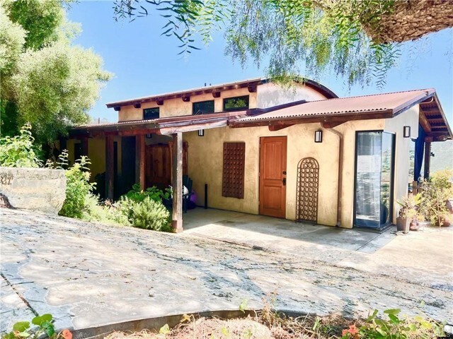 Building Photo - 1847 Rim Rock Canyon Rd Rental