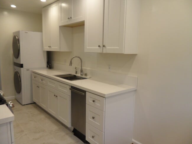 Photo - 1821 20th St Unit 3