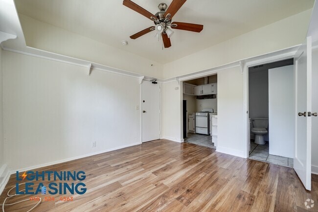 Building Photo - 5231 Monte Vista St Unit 112D Rental