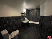 Photo - 727 W 7th St Unit 901