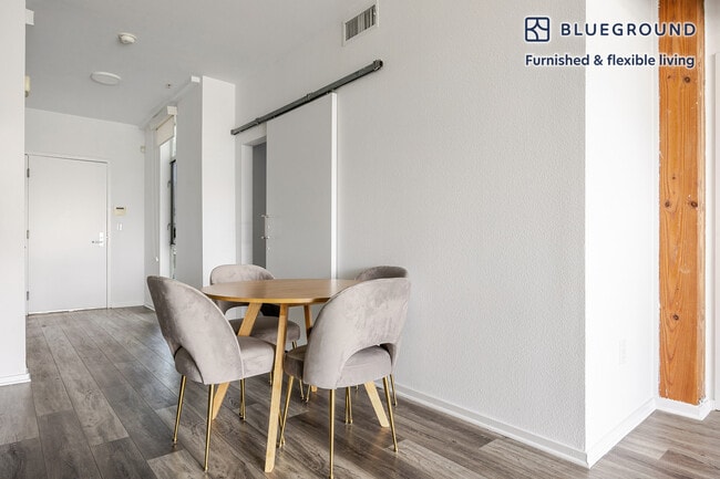 Photo - 4133 Redwood Ave Unit FL3-ID1324