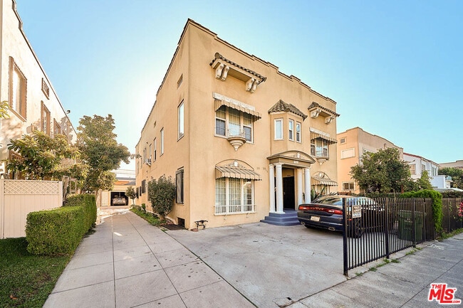 Photo - 1414 Bronson Ave Condo