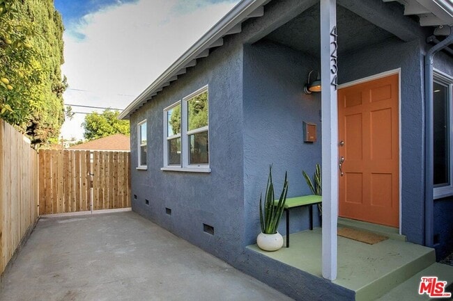 Photo - 4234 Verdugo Rd