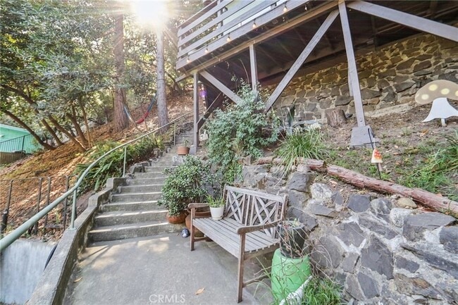 Photo - 432 Fernwood Pacific Dr