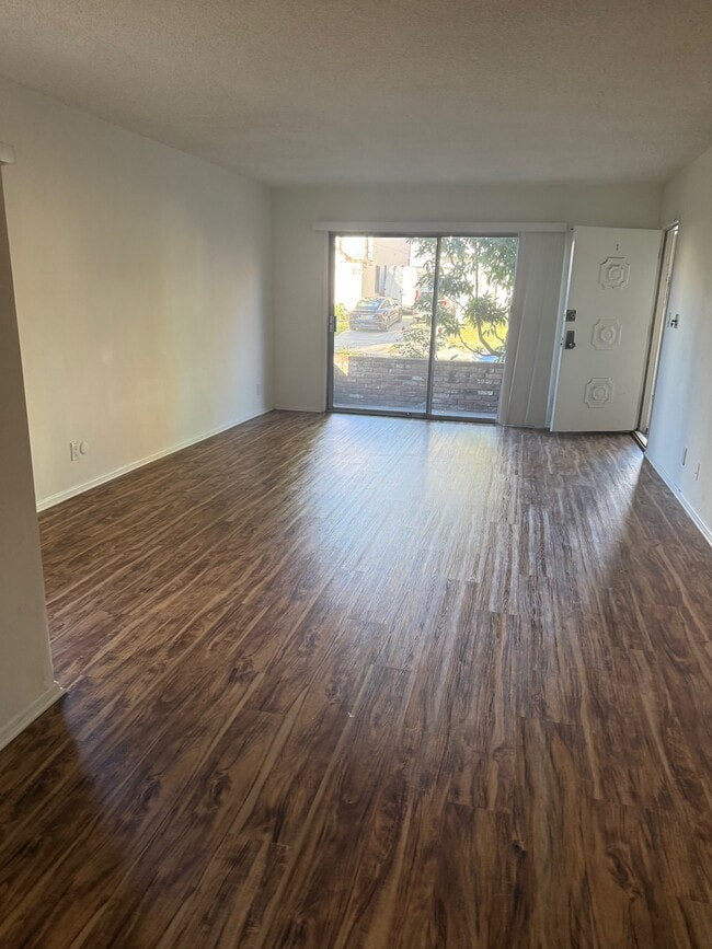 Photo - 1118 S Oakhurst Dr Unit #1