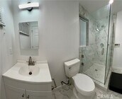 Photo - 18654 Runnymede St