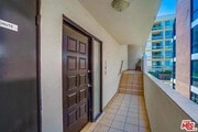Photo - 321 N Palm Dr Unit #5