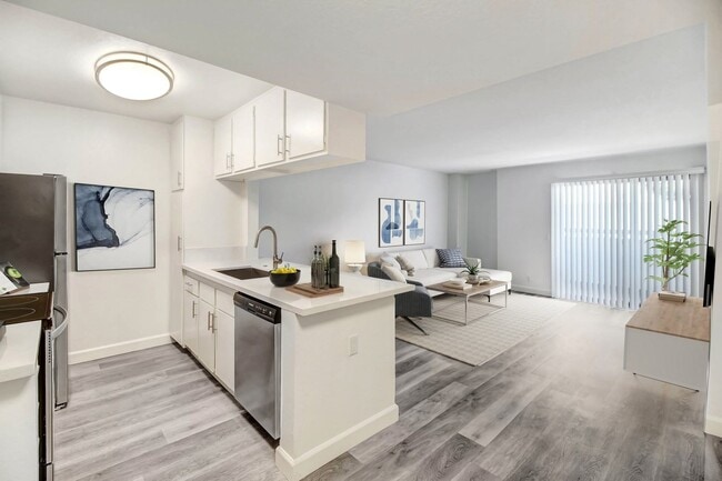 Zelzah Court - Northridge, CA | WestsideRentals.com
