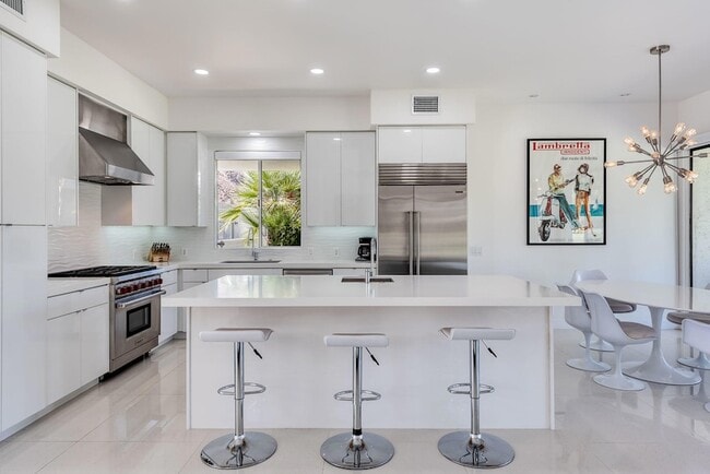 Photo - 45765 Hopi Rd