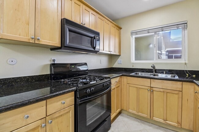 Photo - 4050 46th St Unit 16