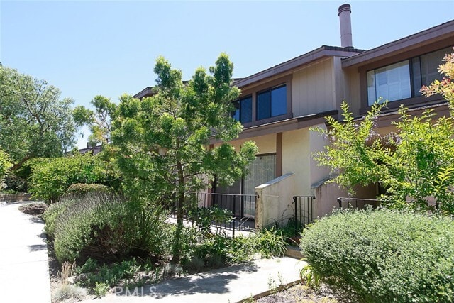 Building Photo - 28116 Ridgepoint Ct