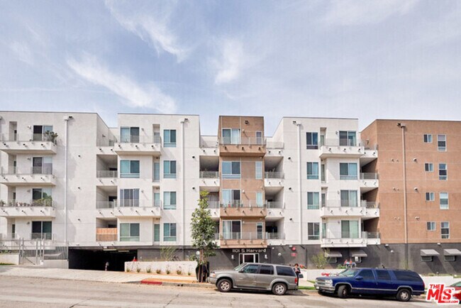 Building Photo - 1101 S Harvard Blvd Unit 407 Rental