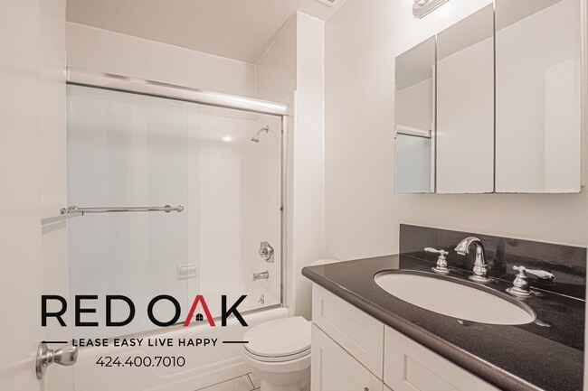 Photo - 1221 Amherst Ave Unit 1