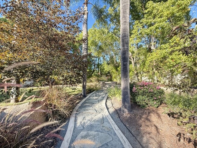 Photo - 14212 Sandhill Rd